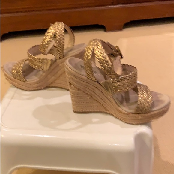 Wedges - Picture 2 of 5